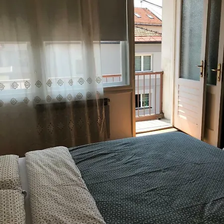 Cozy In Old Town